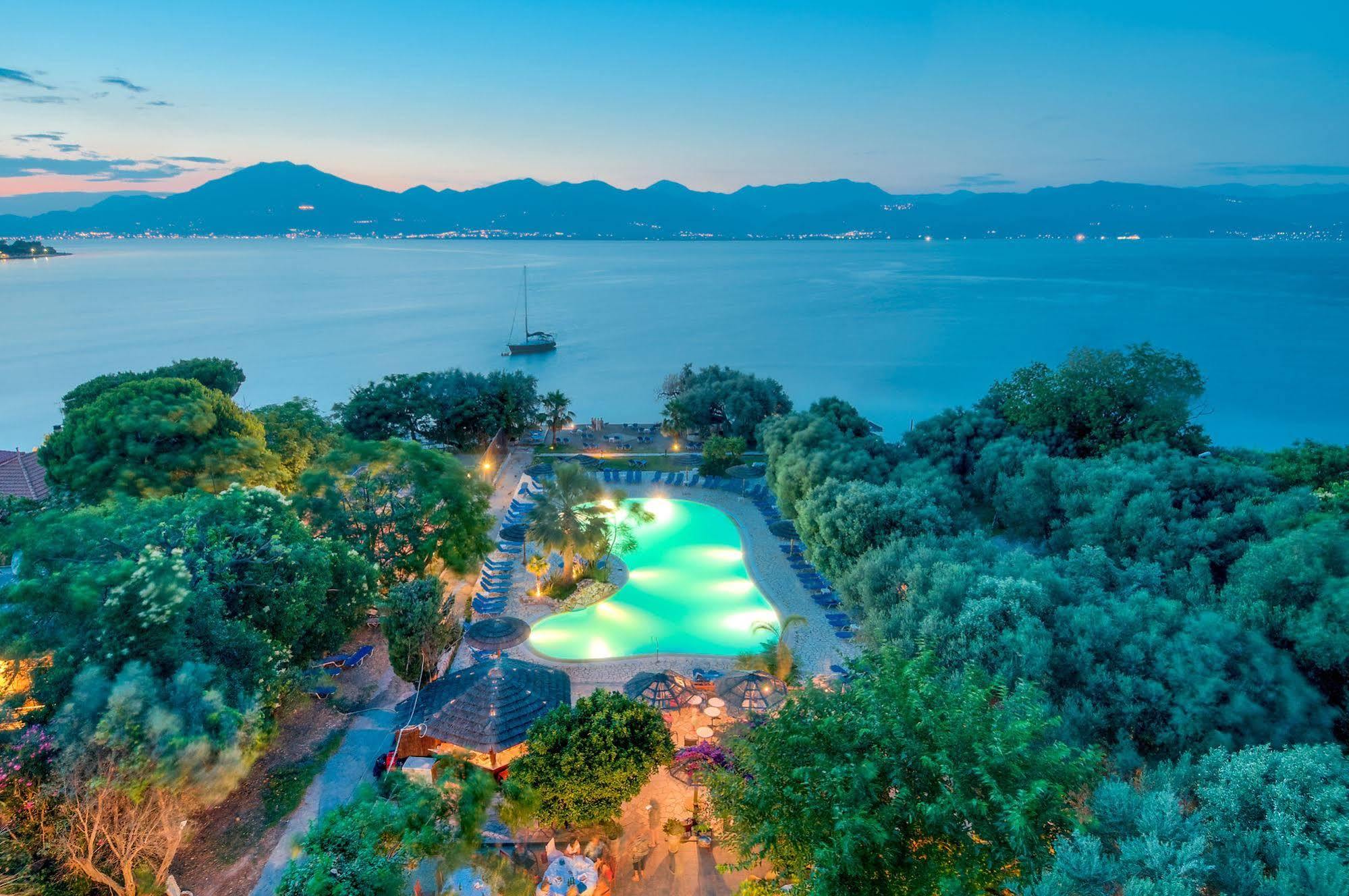 Florida Blue Bay Resort & Spa Psathópirgos Eksteriør billede
